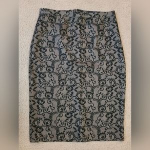 The Limited Lace Pencil skirt size 4